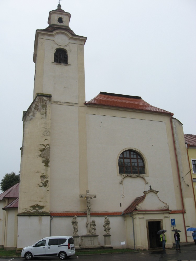 Mor. Krumlov - klášterní kostel sv. Bartoloměje 3